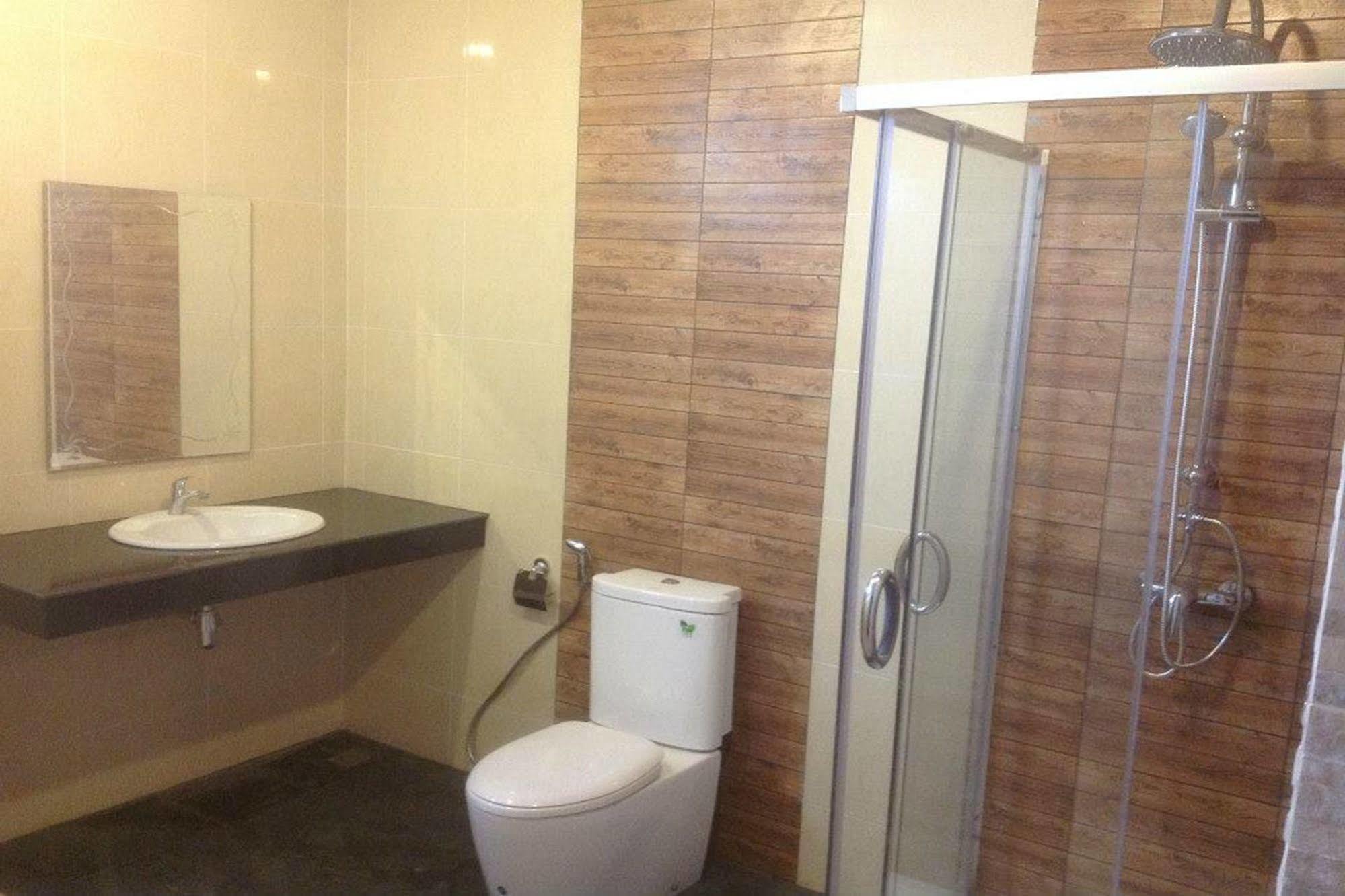 The Zara Double Tree Hotel Ubon Ratchathani Exterior foto